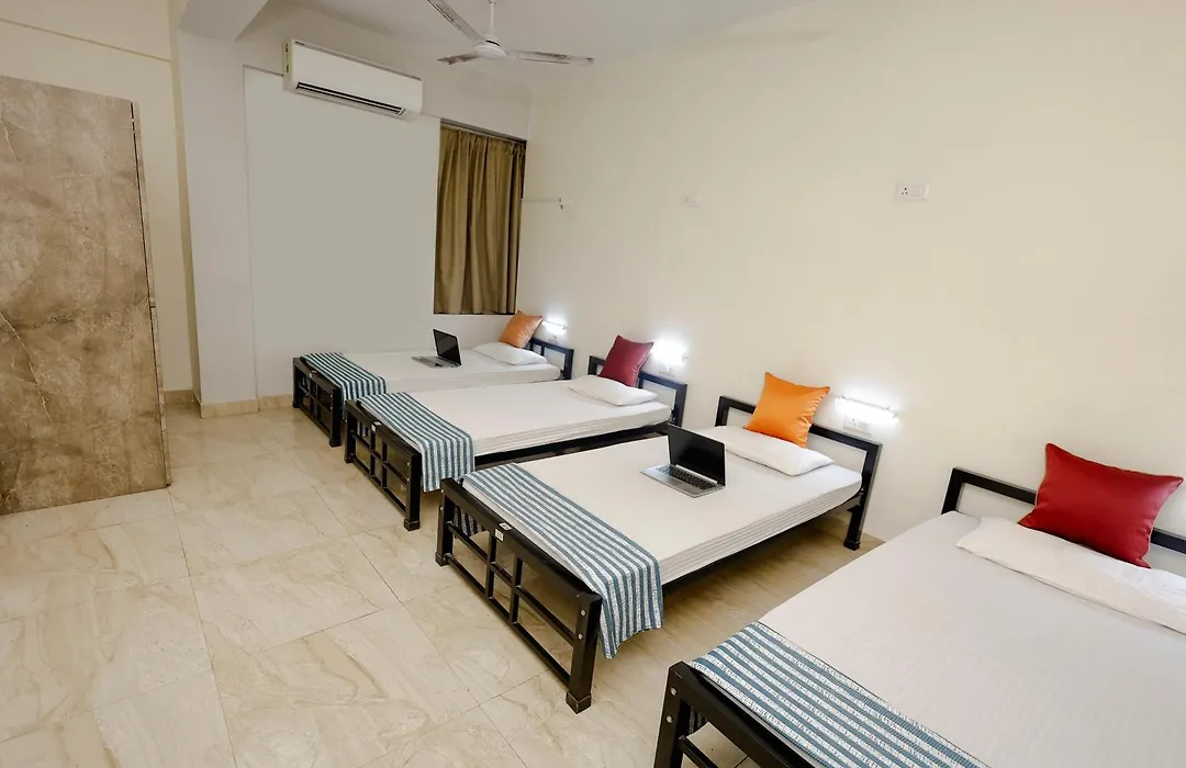 City Central Hostel-1